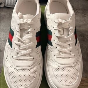 Gucci Men's White Sneakers with Green and Red Accents